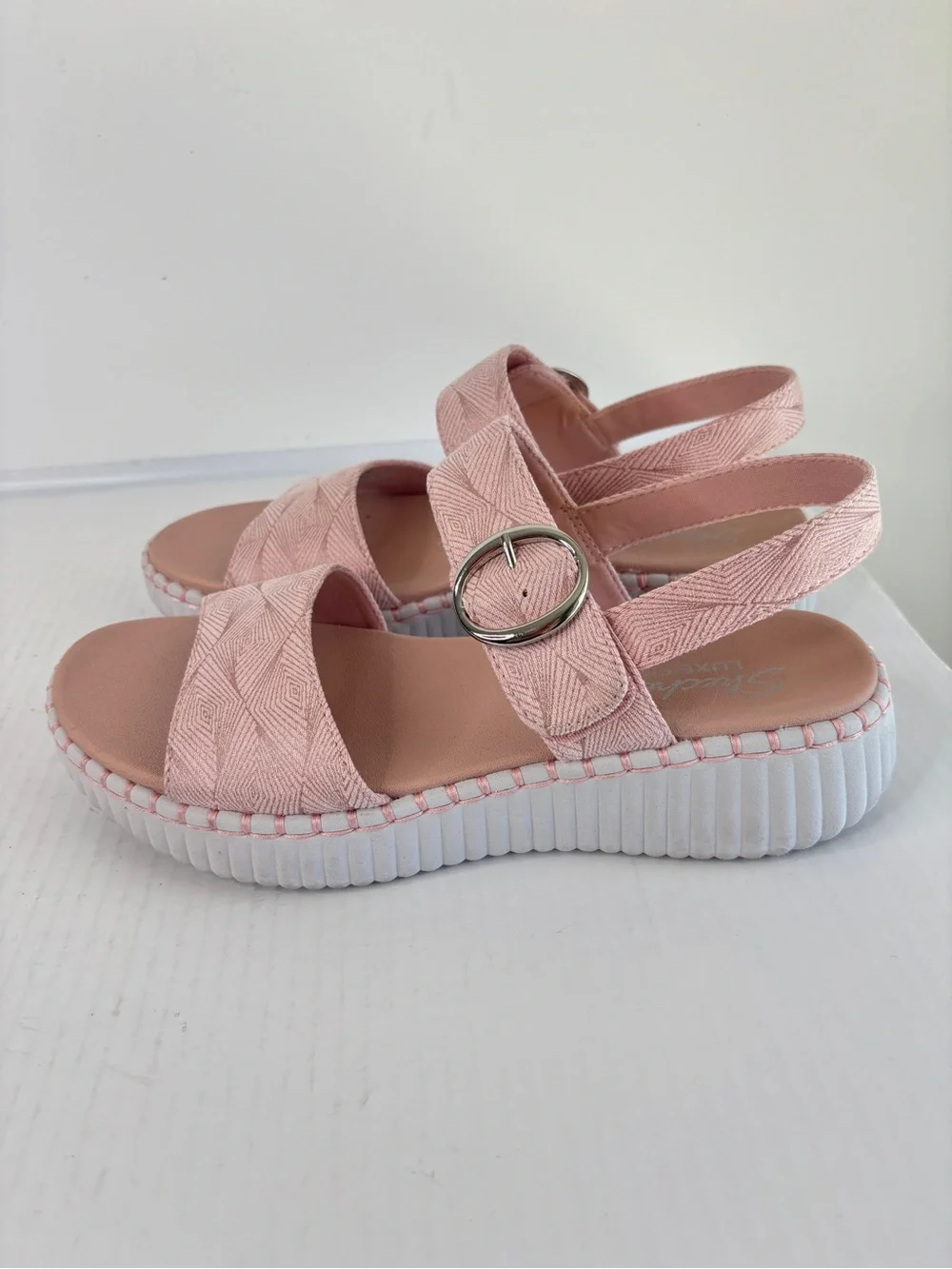 Skechers Wilshire BLVD-Illusion of Love Wedge Sandal Womens Sz 8 Pink Slingback